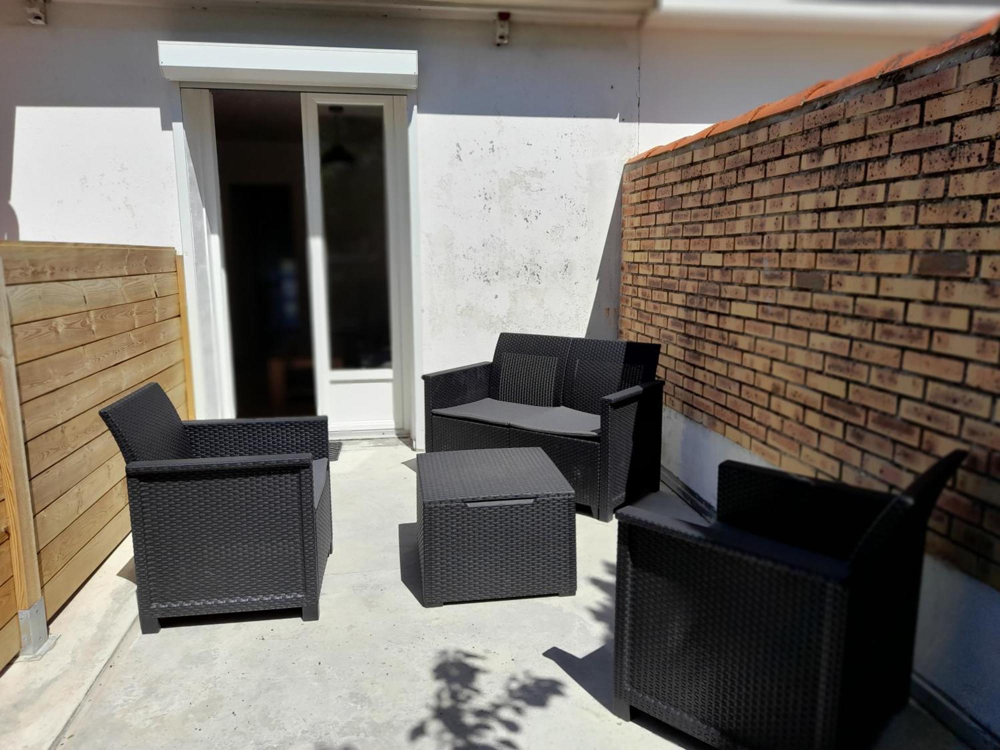 Appartement T2, Avec Terrasse. Ла-Рош-сюр-Іон Екстер'єр фото